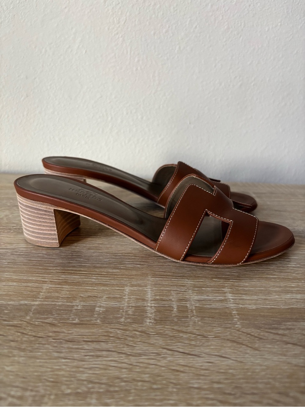 Hermes Oasis Slide Sandals - Tan Brown - Picture 4 of 6